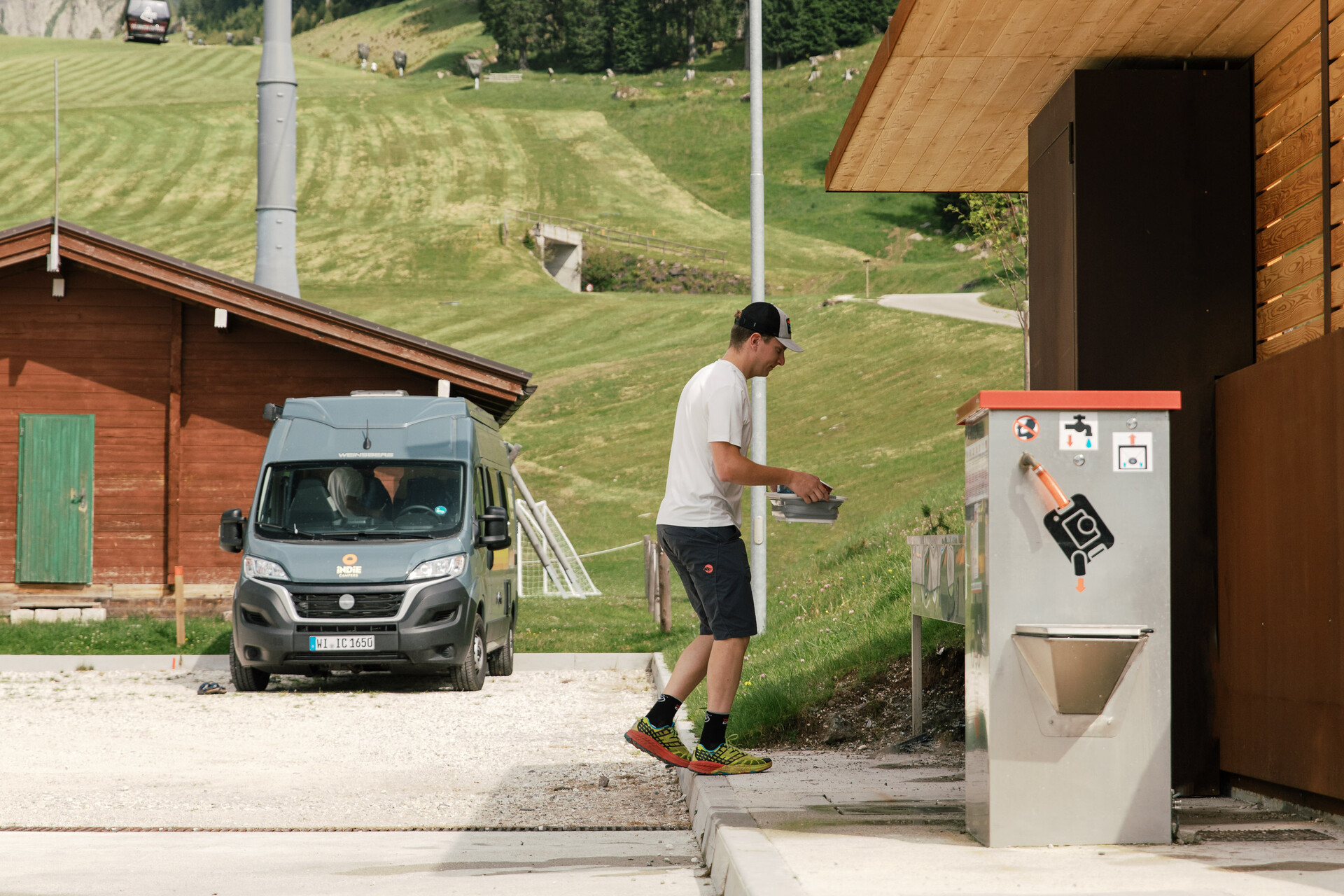 area sosta camper malga ces